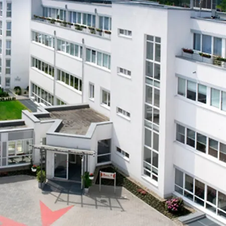 Johanniter Gaestehaus 3*