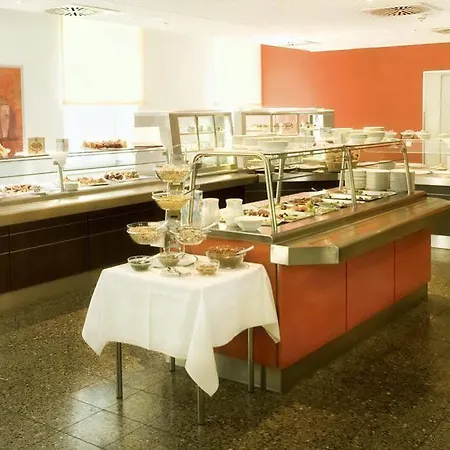 Johanniter Gaestehaus 3*